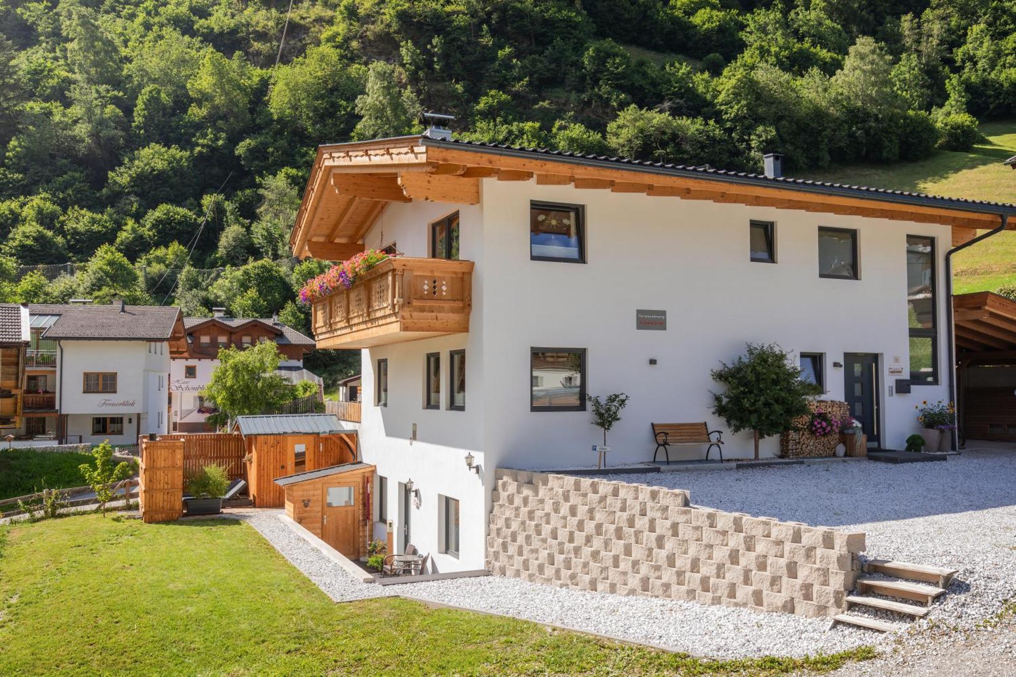 Alpenland - Schoenes, Neues Apartment *